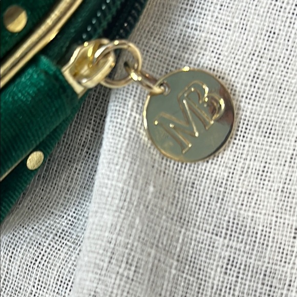 Mario Badescu Green Velvet Bag with Gold Dots Bundled with MakeUp Sponges Travel - Picture 9 of 14